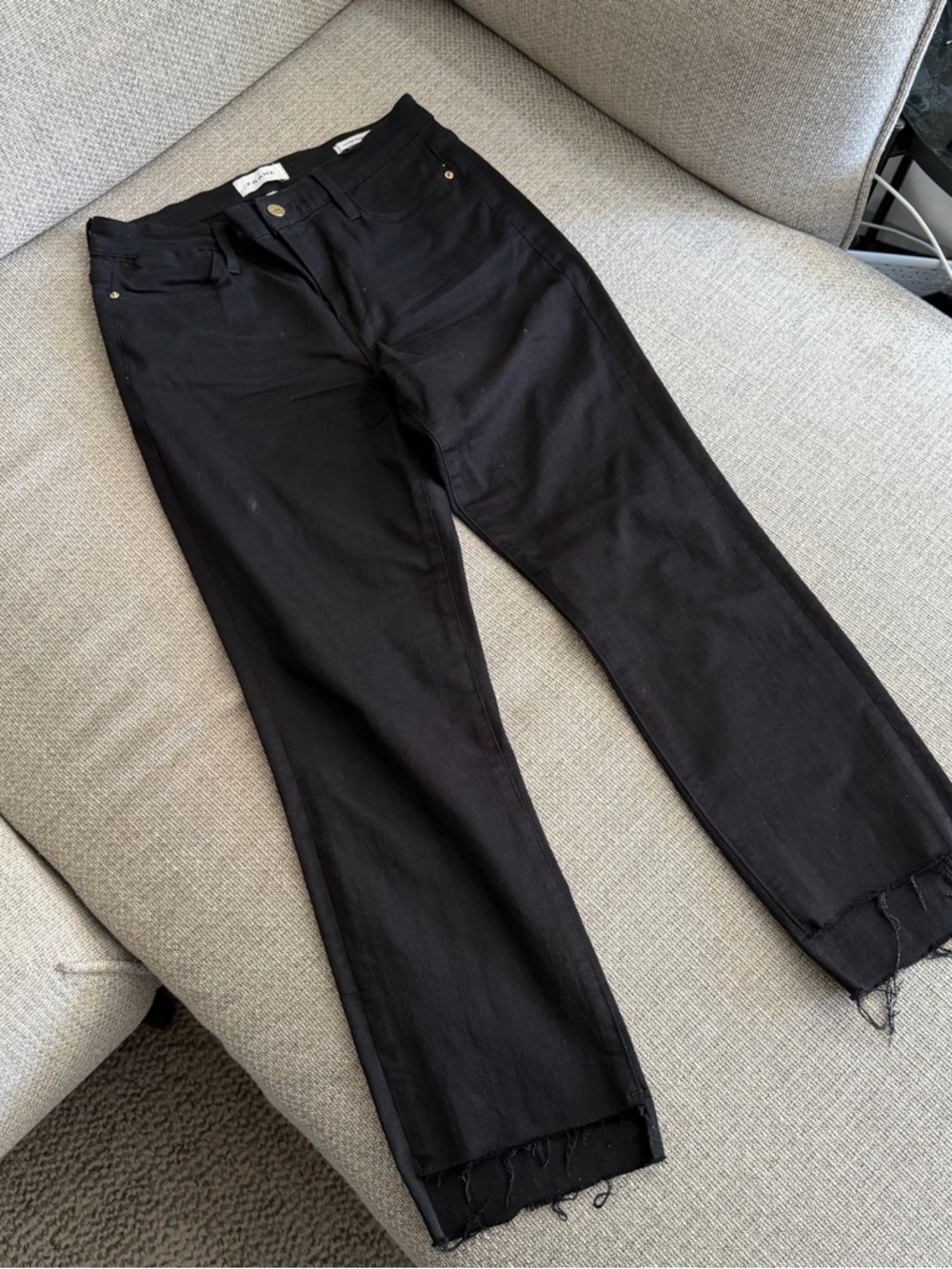 Frame Jeans- “Le High Straight” in Black